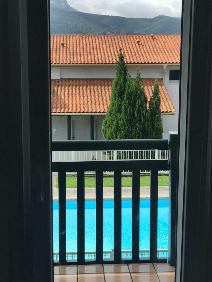 Port Bidassoa - T2 Coquet, Parking, Lit Xxl, Wifi, Pres De La Gare Hendaye Exterior photo
